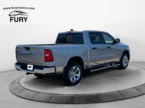 Used 2025 RAM 1500 Big Horn AWD/4WD image 3