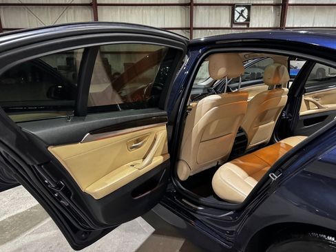 Used 2016 BMW 528i Sedan image 16
