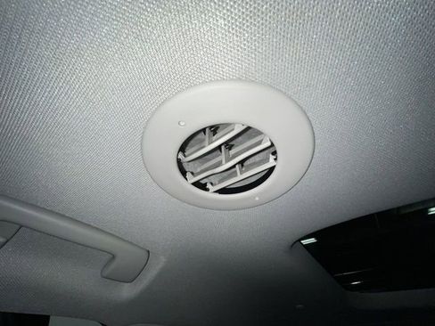 Certified 2021 Chevrolet Traverse RS image 22