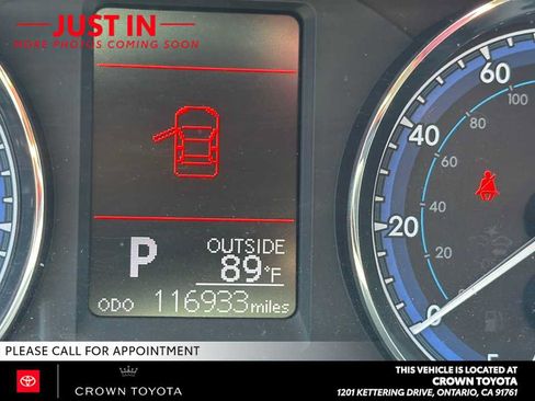 Used 2019 Toyota Corolla LE w/ Carpet Mat Package (TMS) FWD image 4