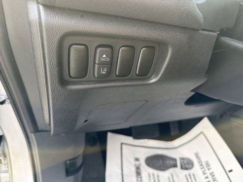 Used 2025 Mitsubishi Outlander Sport ES AWD/4WD image 17