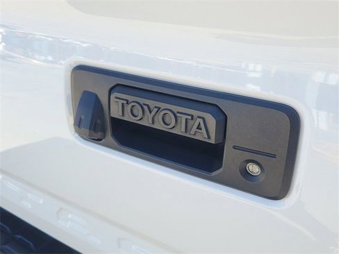 Used 2023 Toyota Tacoma 2WD Double Cab image 8