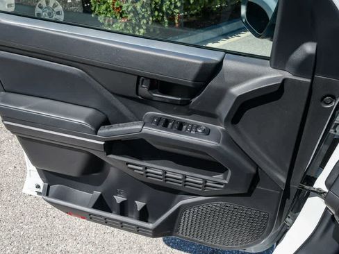 Used 2024 Toyota Tacoma SR image 25