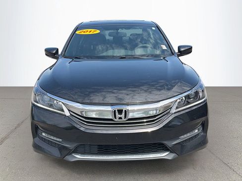 Used 2017 Honda Accord Sport Special Edition image 9