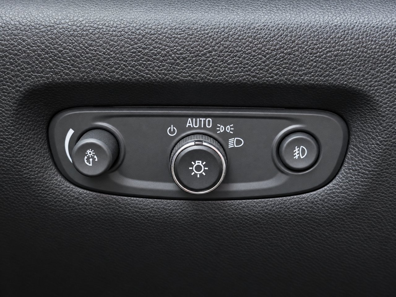 Certified 2019 Chevrolet Traverse LT FWD image 23