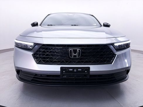 Used 2023 Honda Accord Sport image 12