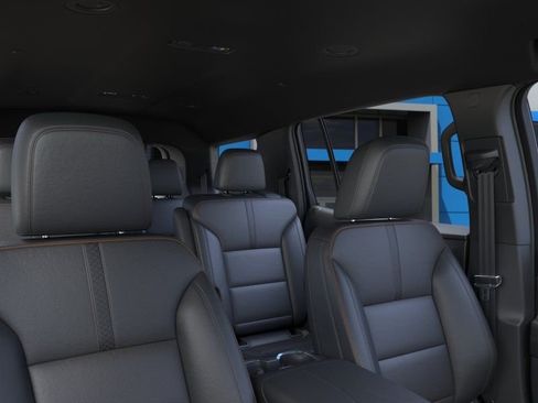 New 2026 Chevrolet Traverse High Country FWD image 24
