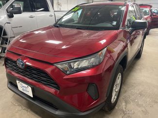 Used 2021 Toyota RAV4 LE video 1