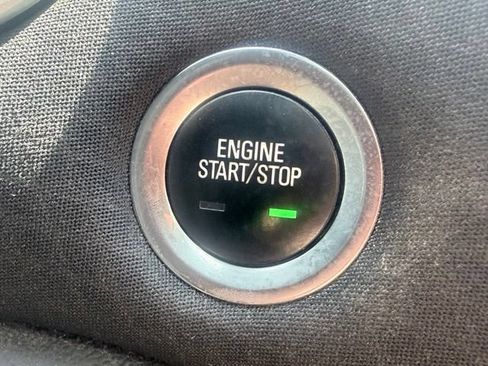 Used 2022 Chevrolet Malibu LT FWD image 14