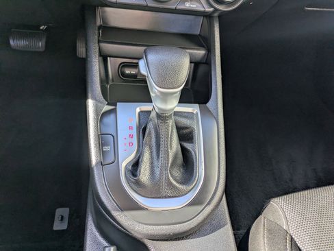 Used 2023 Kia Forte LXS w/ LXS Technology Package FWD image 27