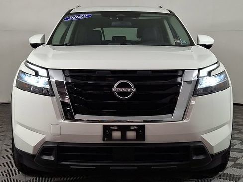 Used 2022 Nissan Pathfinder SV AWD/4WD image 5