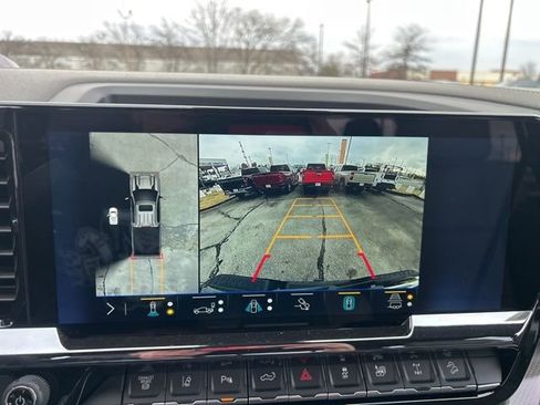 New 2026 Chevrolet Silverado 2500 ZR2 w/ LPO, Dark Essentials Package image 22