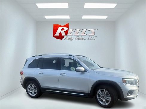 Used 2022 Mercedes-Benz GLB 250 4MATIC image 5