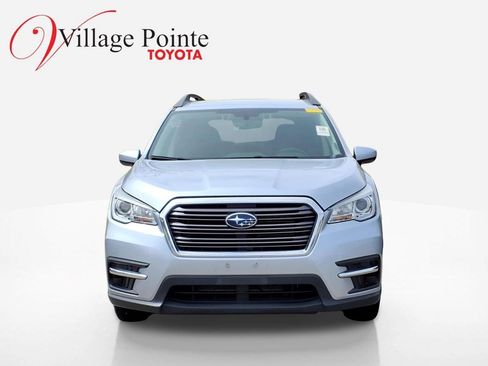 Used 2019 Subaru Ascent Premium image 2