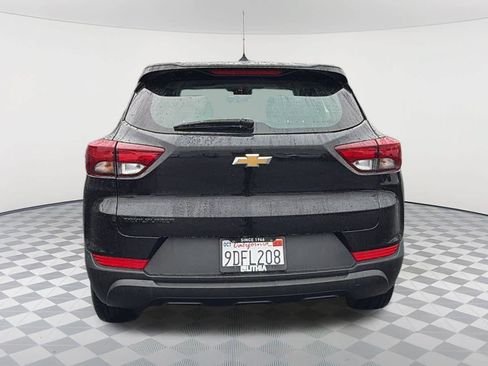 Certified 2023 Chevrolet TrailBlazer LS FWD image 6