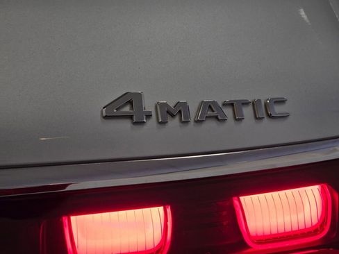 Used 2024 Mercedes-Benz GLS 450 4MATIC image 35