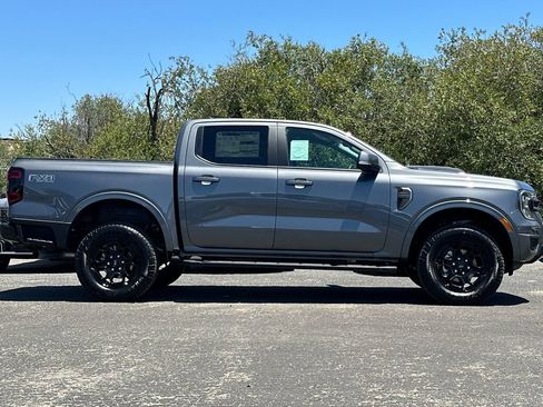 New 2025 Ford Ranger Lariat w/ FX4 Off-Road Package AWD/4WD image 2