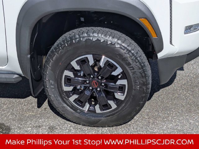 Used 2023 Nissan Frontier Pro-X w/ Pro Convenience Package RWD image 10