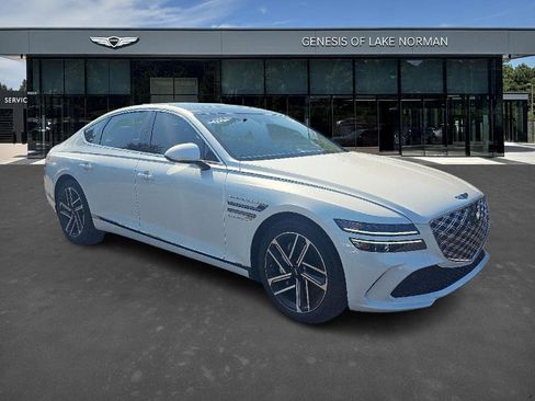 Used 2025 Genesis G80 2.5T Advanced image 7