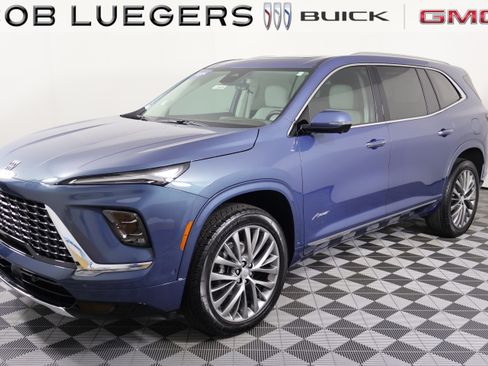Certified 2026 Buick Enclave Avenir w/ Super Cruise Package AWD/4WD image 3
