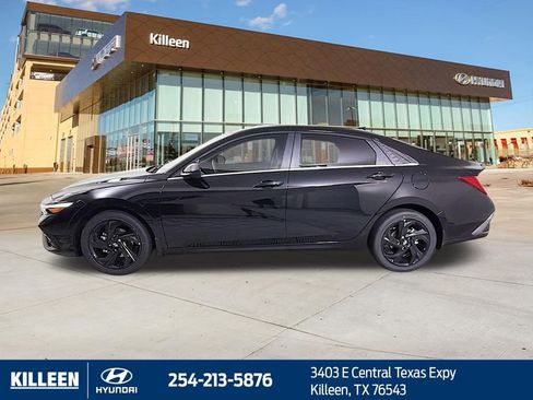 New 2026 Hyundai Elantra SEL Sport Premium FWD image 4