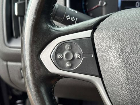 Used 2018 Chevrolet Colorado LT w/ LT Convenience Package image 11