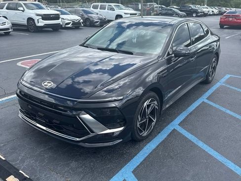 Used 2024 Hyundai Sonata SEL w/ Convenience Package FWD image 1