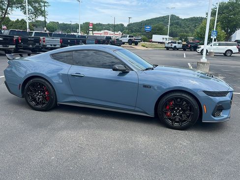 Used 2024 Ford Mustang GT w/ GT Performance Package RWD image 4