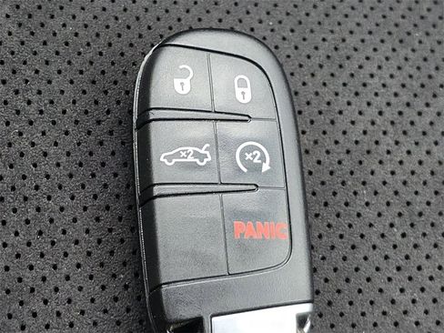 Used 2022 Dodge Challenger R/T Scat Pack image 32