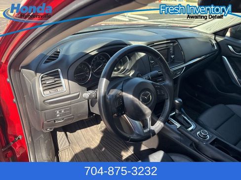 Used 2015 MAZDA MAZDA6 Touring w/ Touring Technology Package image 15