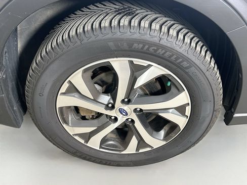 Used 2022 Subaru Outback Touring XT w/ Popular Package #2 AWD/4WD image 10