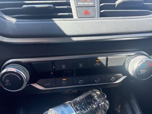 Used 2019 Nissan Altima 2.5 SR FWD image 17