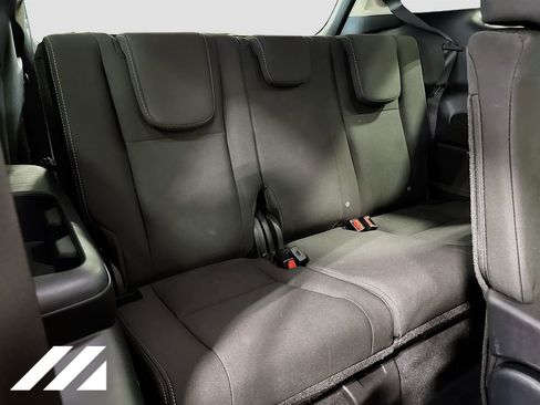 Used 2025 Subaru Ascent Premium image 29