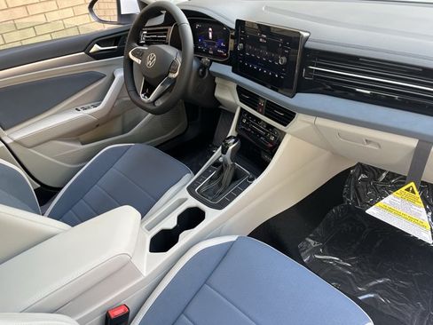 New 2026 Volkswagen Jetta SE FWD image 15