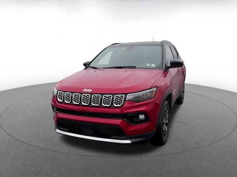 Used 2025 Jeep Compass Limited AWD/4WD image 6