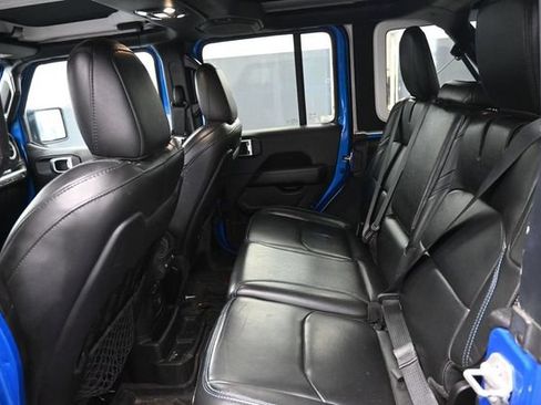 Used 2022 Jeep Wrangler Unlimited Rubicon 4xe w/ Cold Weather Group AWD/4WD image 33