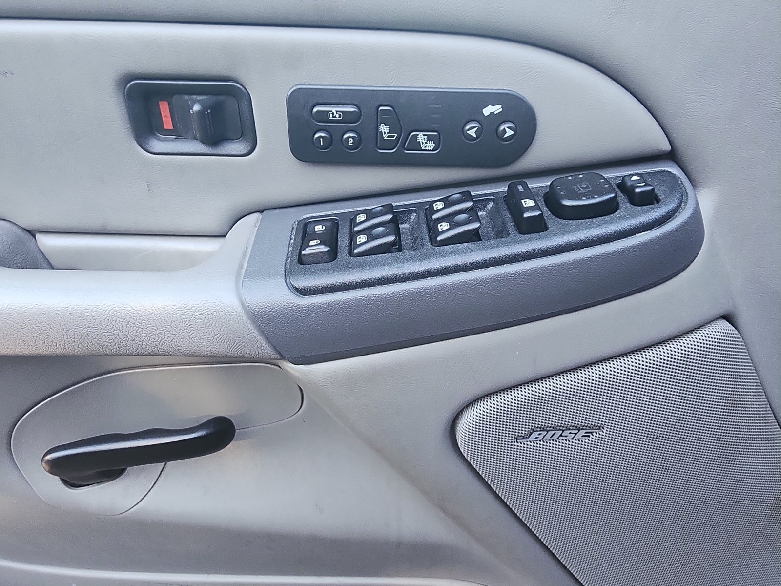 Used 2005 Chevrolet Tahoe Z71 w/ Preferred Equipment Group RWD image 15