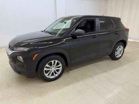 Used 2021 Chevrolet TrailBlazer LS image 1
