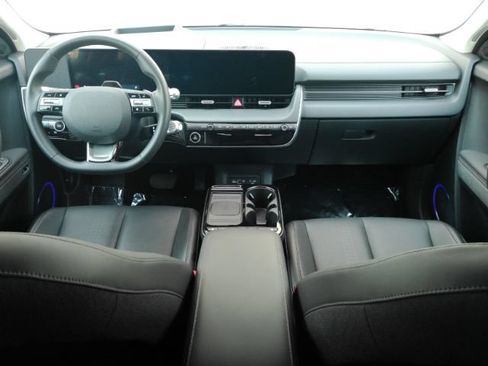Used 2025 Hyundai Ioniq 5 Limited RWD image 3