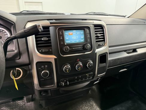 Used 2018 RAM 3500 SLT w/ Snow Chief Group AWD/4WD image 16