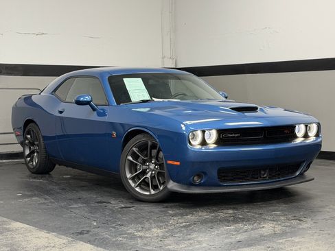 Used 2023 Dodge Challenger R/T Scat Pack w/ Plus Package image 2