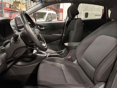 Used 2023 Hyundai Kona SEL w/ Convenience Package image 18