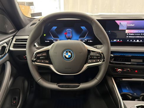Used 2026 BMW i4 xDrive40i w/ Premium Package AWD/4WD image 17