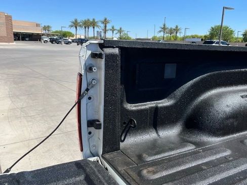 Certified 2022 RAM 2500 Big Horn w/ Level A Equipment Group image 9