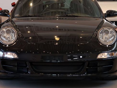 Used 2005 Porsche 911 Carrera S RWD image 14