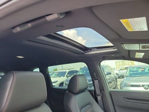 Used 2025 Honda CR-V Sport-L image 9