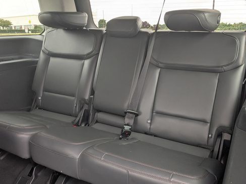 Used 2025 Ford Expedition Active RWD image 36