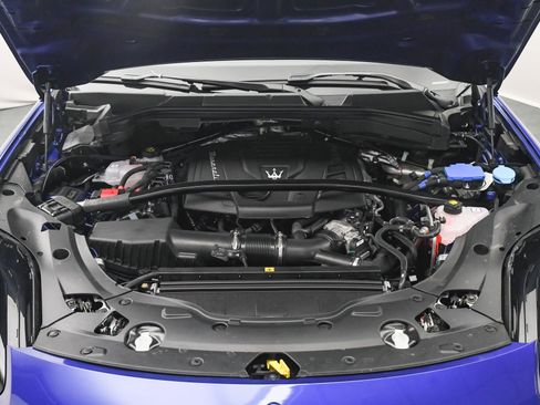 New 2025 Maserati Grecale GT image 29