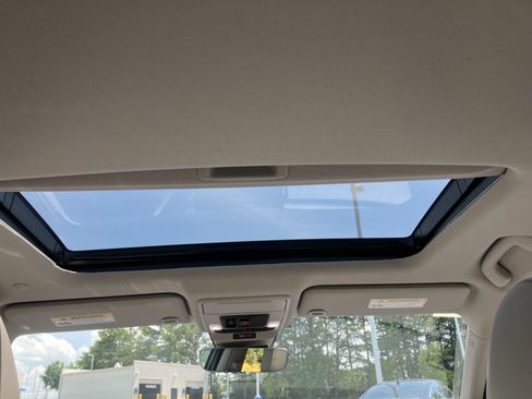 Certified 2025 Honda Accord Touring image 33