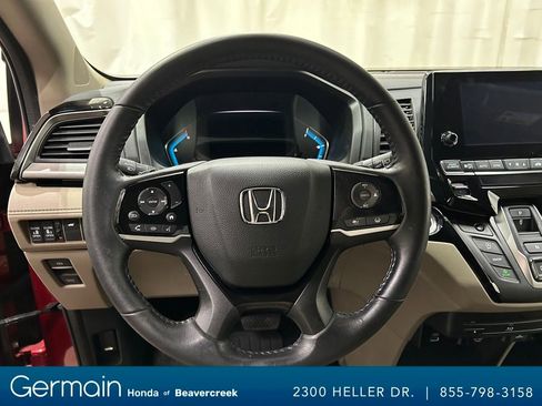 Used 2023 Honda Odyssey Touring image 16